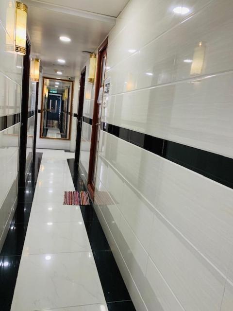 Woodstock Hostel Гонконг Экстерьер фото